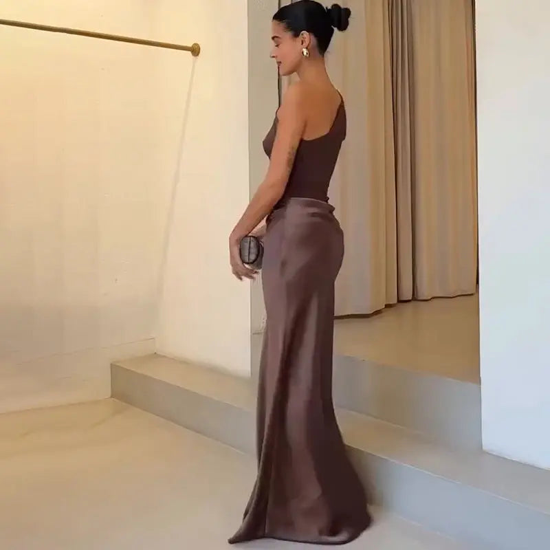 Marcelia Backless Hip Skirt Maxi Dress